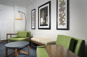 Holiday Inn Express & Suites Bay City
