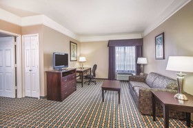 La Quinta Inn & Suites by Wyndham Bay City