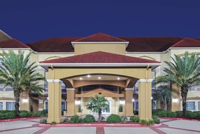 La Quinta Inn & Suites by Wyndham Bay City
