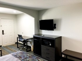 Americas Best Value Inn and Suites Mont Belvieu