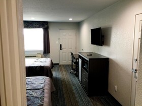 Americas Best Value Inn and Suites Mont Belvieu