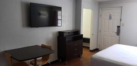 Studio 6 Baytown, TX - Garth Road