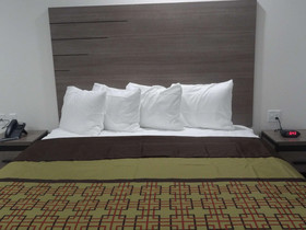 Surestay Hotel By Best Western Baytown