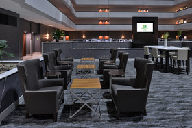 Holiday Inn Beaumont-Plaza I-10 & Walden