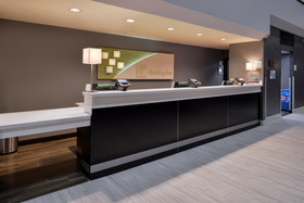 Holiday Inn Beaumont-Plaza I-10 & Walden