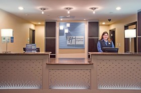 Holiday Inn Express Beaumont NW Parkdale Mall
