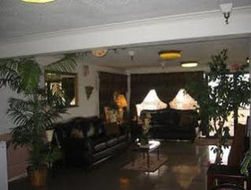 Executive Inn & Suites