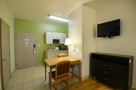 OYO Townhouse Beaumont Medical Center Area
