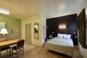 OYO Townhouse Beaumont Medical Center Area