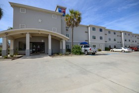 OYO Townhouse Beaumont Medical Center Area