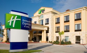 Holiday Inn Express Beeville