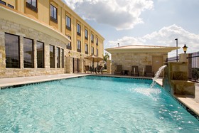 Holiday Inn Express Beeville
