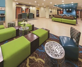 La Quinta Inn & Suites by Wyndham Beeville