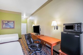 La Quinta Inn & Suites by Wyndham Belton - Temple South