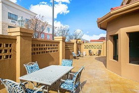 La Quinta Inn & Suites by Wyndham Belton - Temple South
