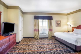 La Quinta Inn & Suites by Wyndham Belton - Temple South