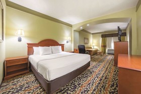 La Quinta Inn & Suites by Wyndham Belton - Temple South