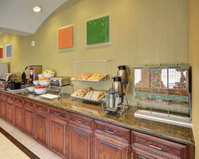 Comfort Suites