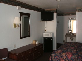 Camlot Inn Motel