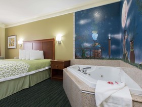 Days Inn & Suites by Wyndham Big Spring