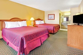 Days Inn by Wyndham Boerne