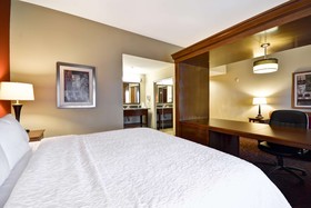 Hampton Inn & Suites Brenham