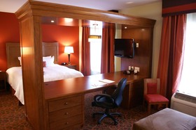 Hampton Inn & Suites Brenham
