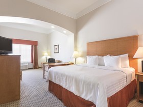 Baymont by Wyndham Brenham