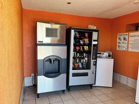Studio 6 Suites Brenham Tx
