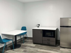 Studio 6 Suites Brenham Tx