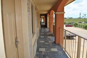 Executive Inn Brookshire