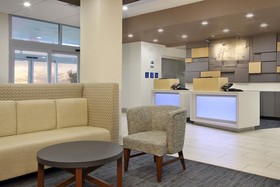 Holiday Inn Express & Suites Brookshire - Katy Freeway