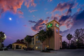 La Quinta Inn & Suites by Wyndham-Brookshire-West Katy