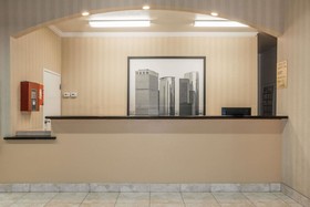 Super 8 by Wyndham Brookshire TX
