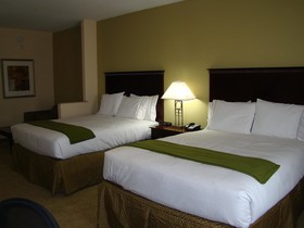Holiday Inn Express Hotel & Suites Brownfield