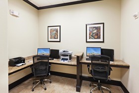 Holiday Inn Express Hotel & Suites Brownfield