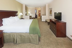 Holiday Inn Express Hotel & Suites Brownfield