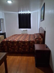 Best Value Inn Colonial