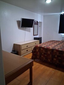Best Value Inn Colonial
