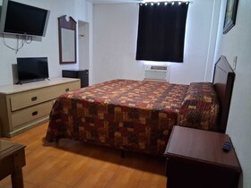 Best Value Inn Colonial