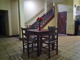 Best Value Inn Colonial
