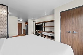 Everhome Suites Brownsville