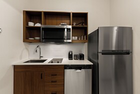 Everhome Suites Brownsville