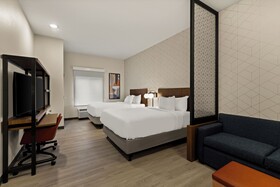 Everhome Suites Brownsville