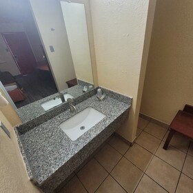 La Vista Motel