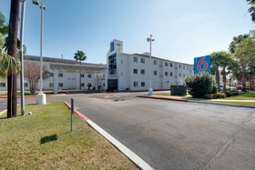 Motel 6 Brownsville