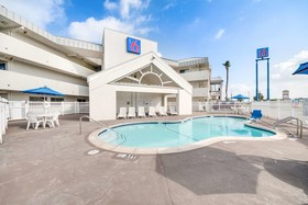 Motel 6 Brownsville North #4625
