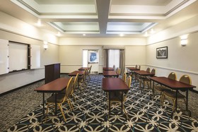 La Quinta Inn & Suites by Wyndham Brownwood