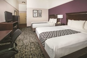 La Quinta Inn & Suites by Wyndham Brownwood