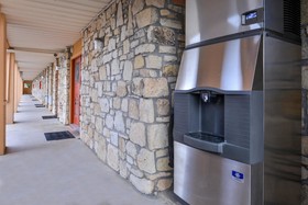 Americas Best Value Inn Buda
